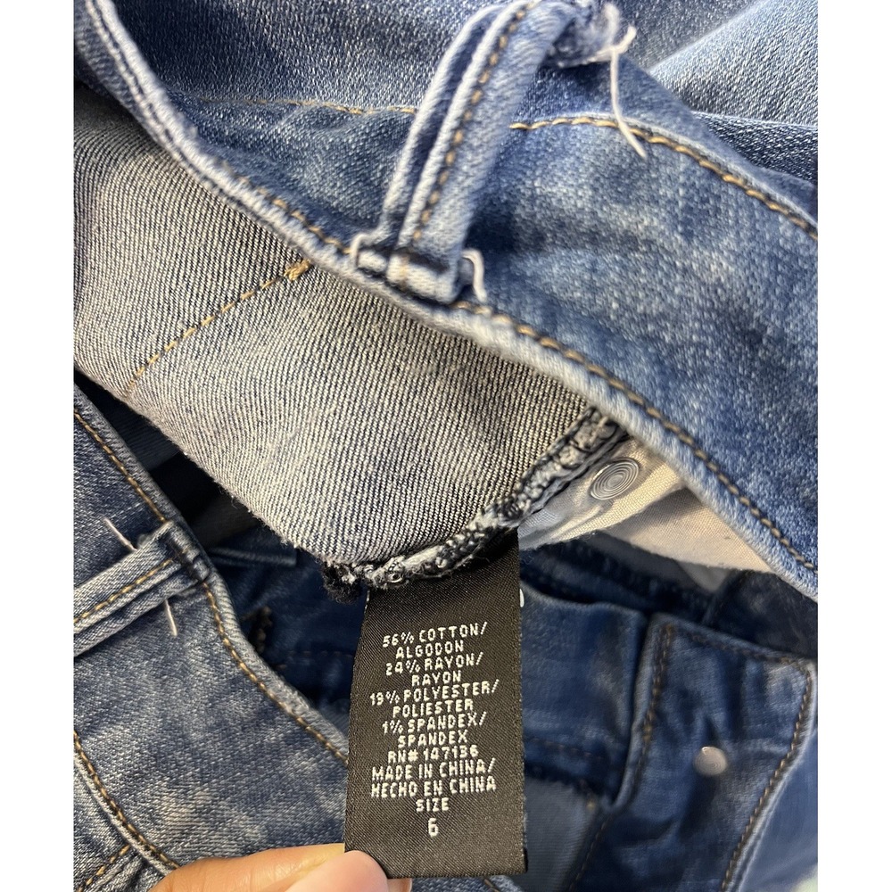 1822 Jeans With Distressed Hem Size 6 Stretch - Picture 9 of 9